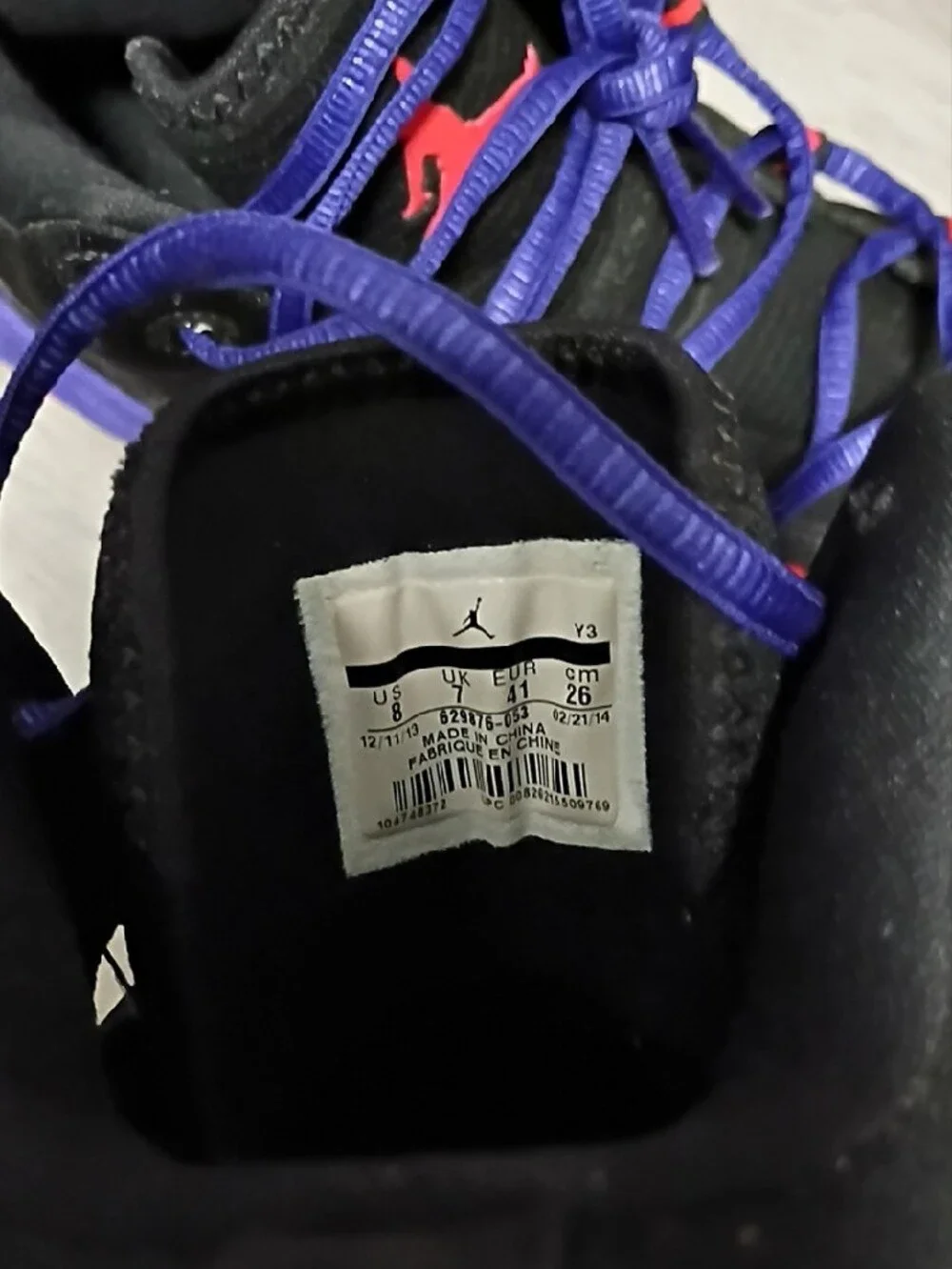 Jordan Men's Black / Purple High-Top Basketball Shoes